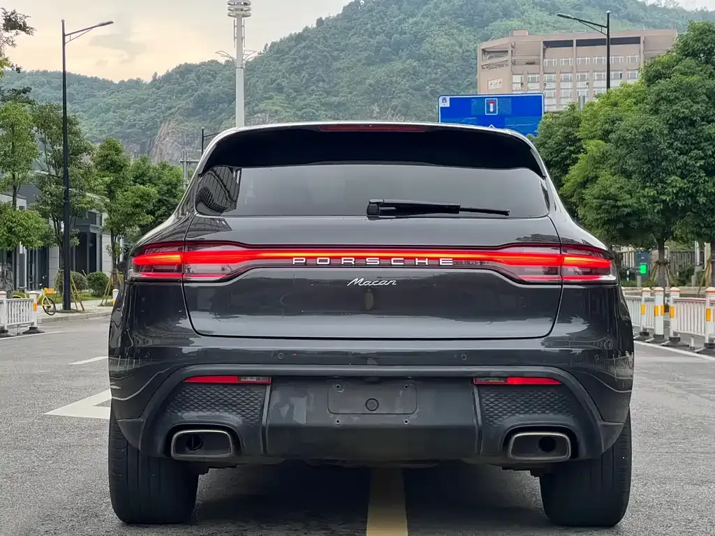 Porsche Macan — фото 5
