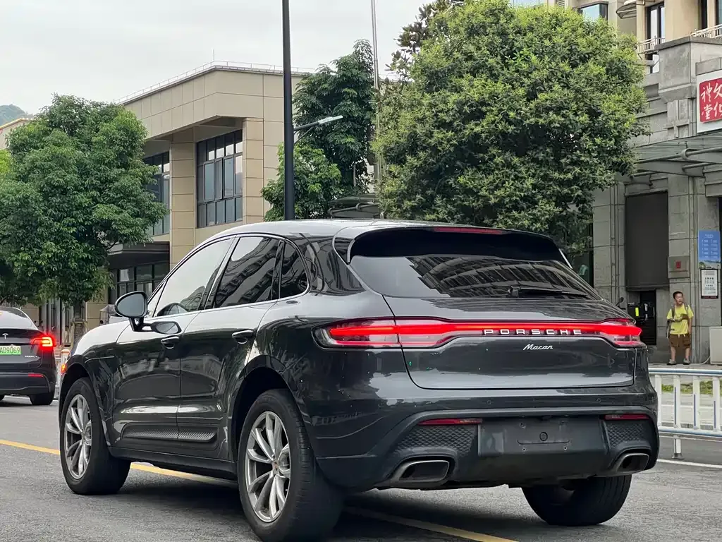 Porsche Macan — фото 6