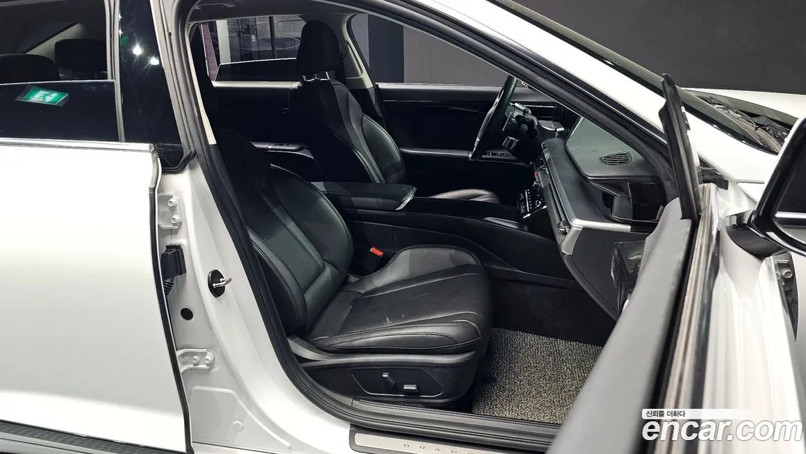 Hyundai Grandeur 2023 из KR, фото 10