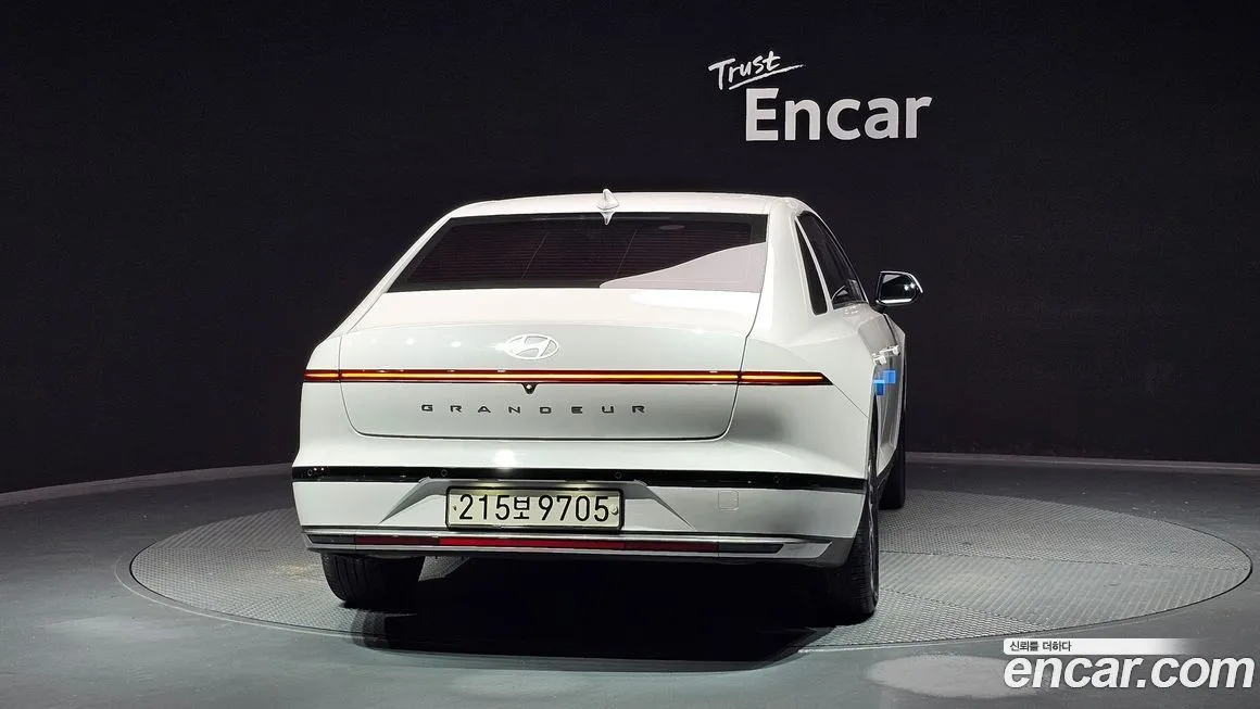 Hyundai Grandeur 2023 из KR, фото 4