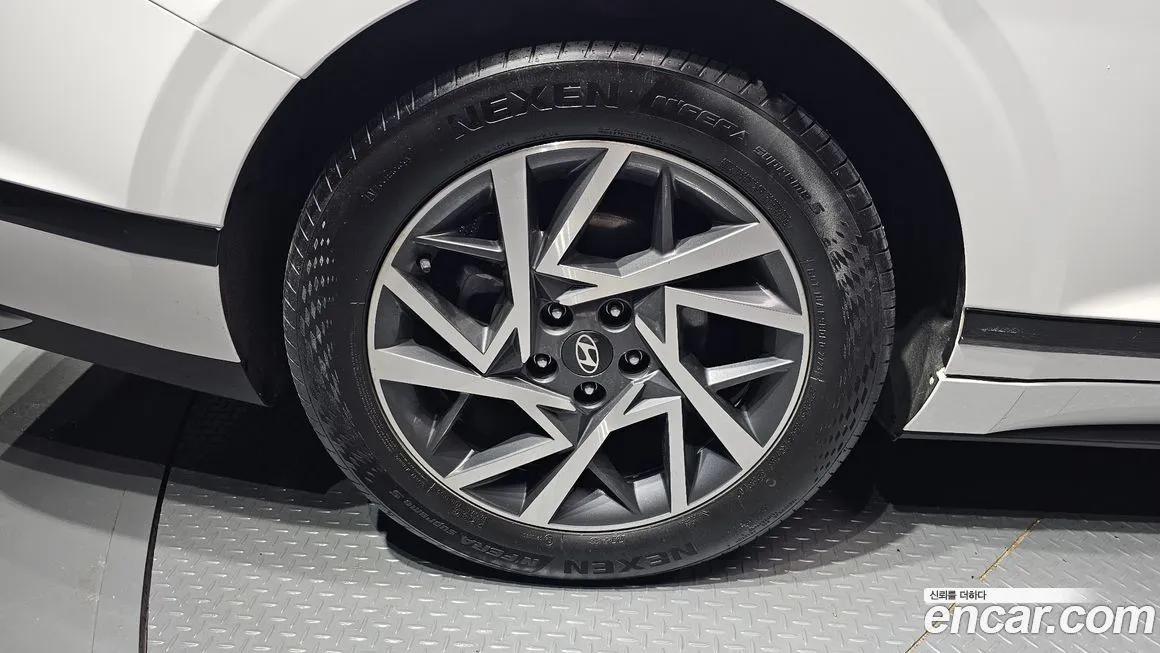 Hyundai Grandeur 2023 из KR, фото 5