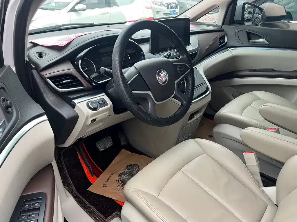 Buick GL8 2021 из CN, фото 4
