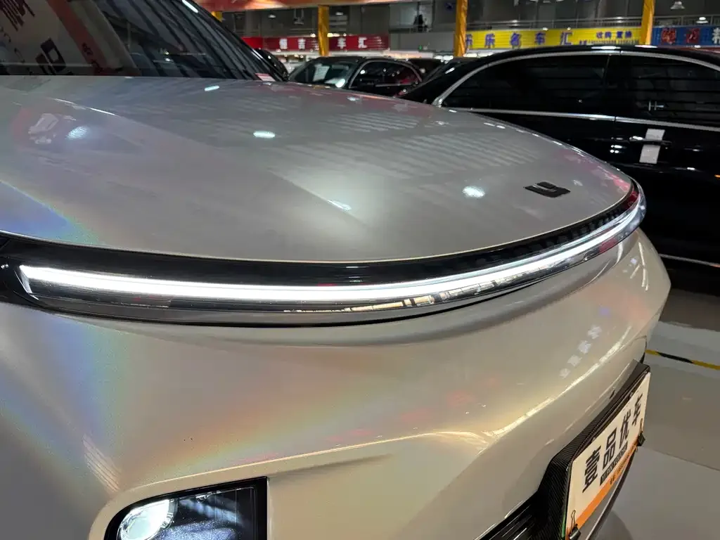 Li Auto L8 2024 из CN, фото 5