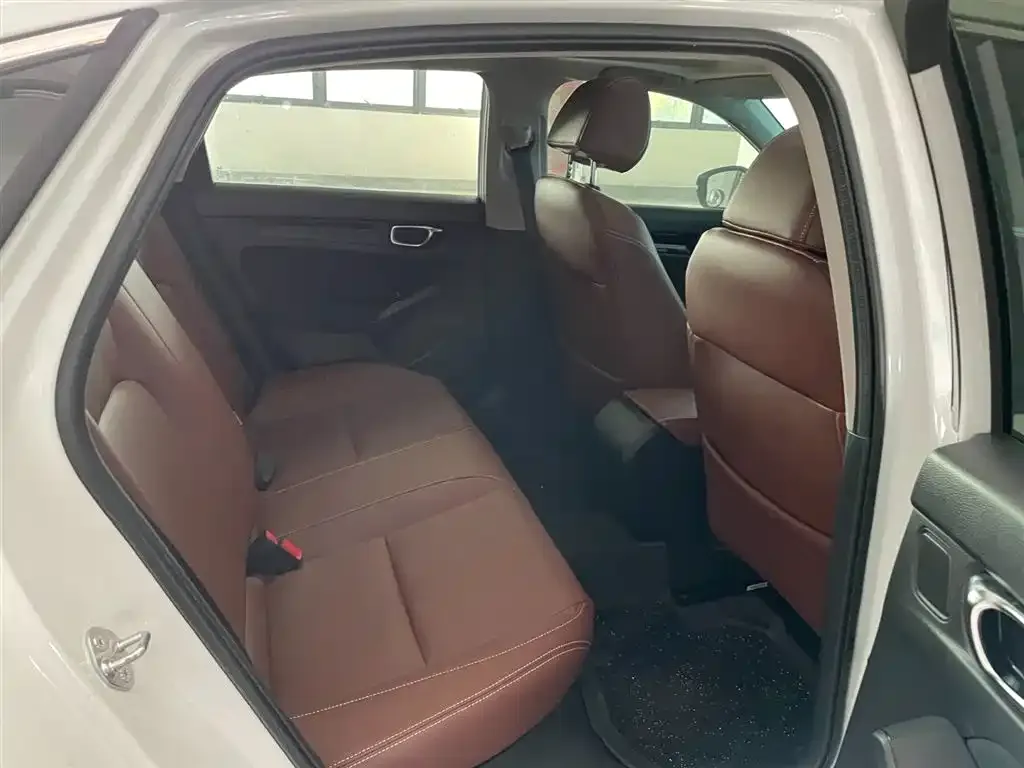 Honda Civic — фото 10