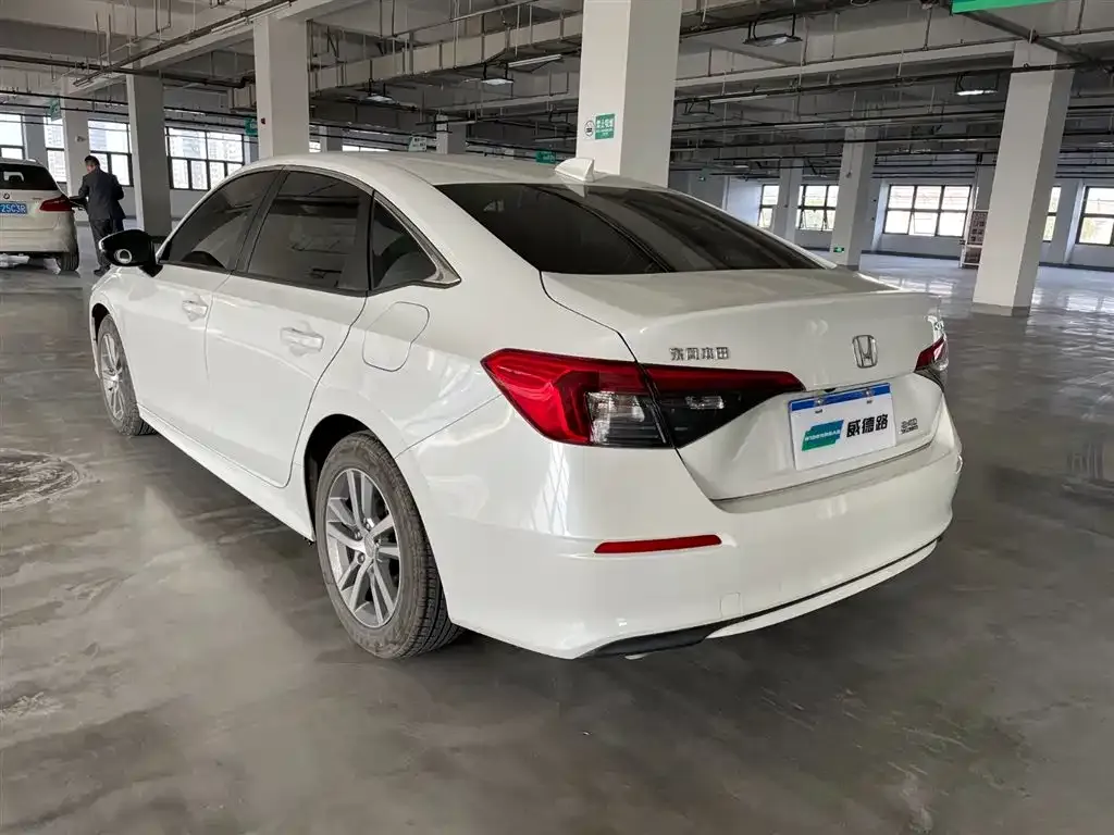 Honda Civic — фото 6