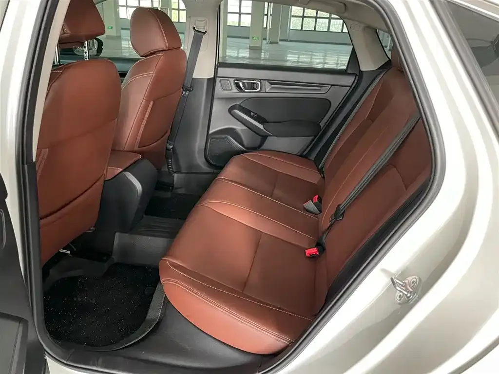Honda Civic — фото 9
