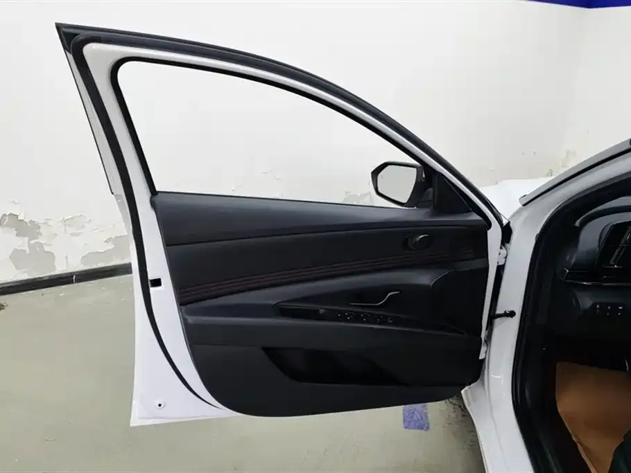 Hyundai Elantra 2021 из CN, фото 7