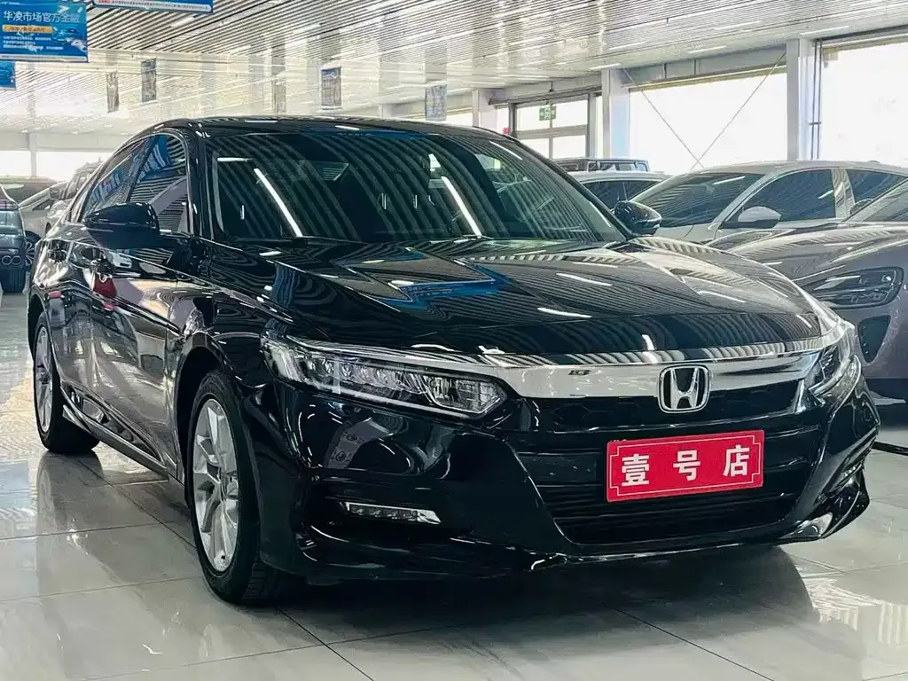 Honda Accord 2021 из CN, фото 3