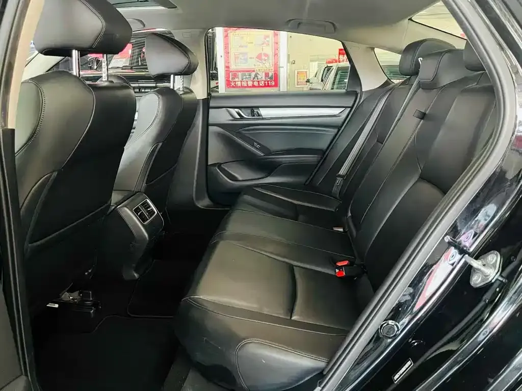 Honda Accord 2021 из CN, фото 9
