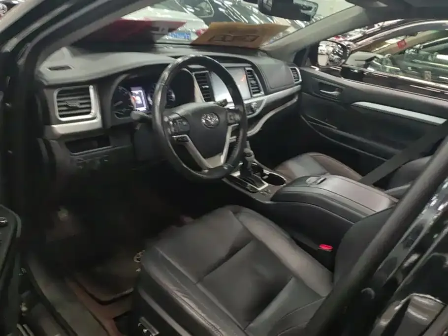Toyota Highlander 2021 из CN, фото 9