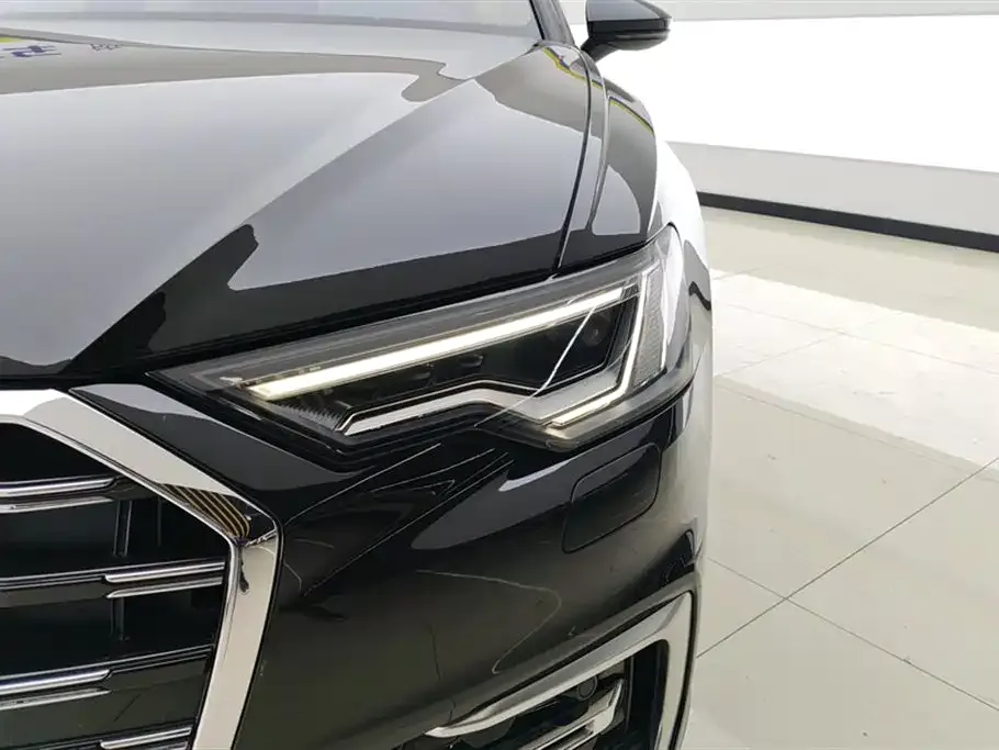 Audi A6L 2023 из CN, фото 5
