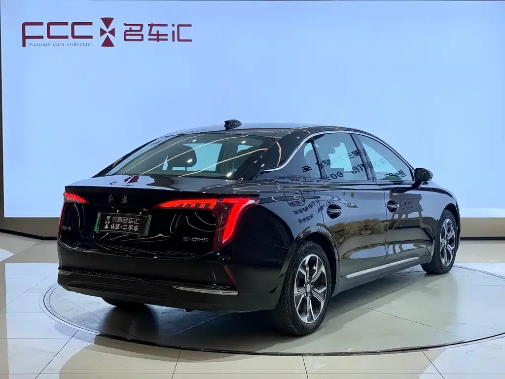 Hongqi E-QM5 2024 из CN, фото 5