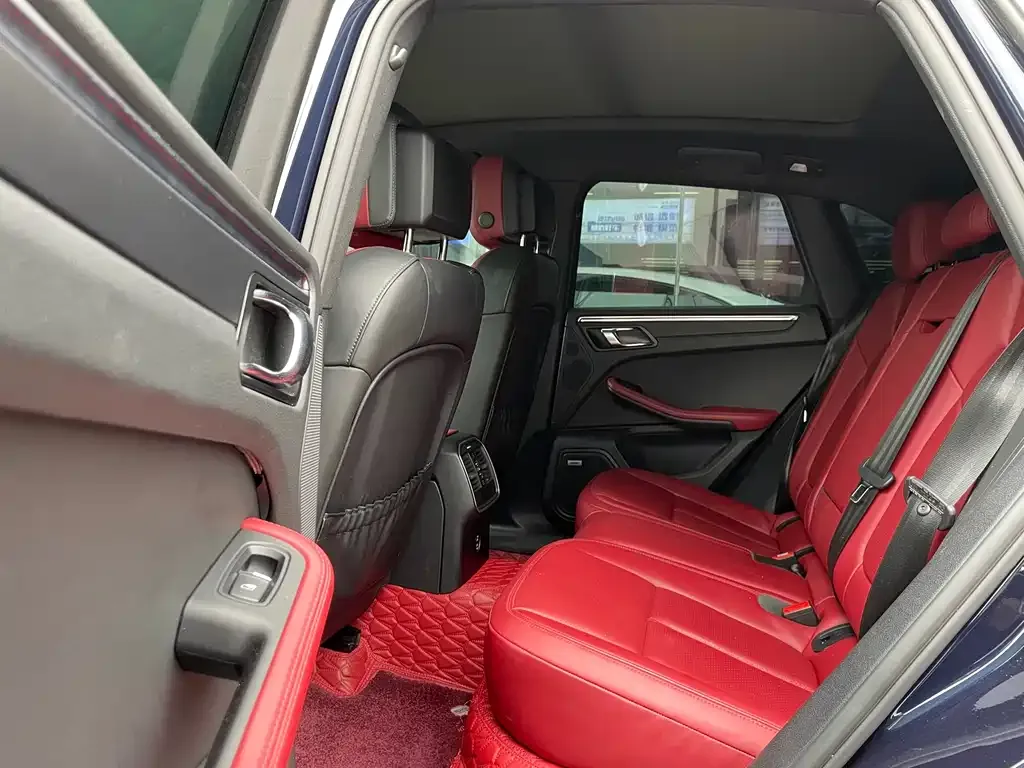Porsche Macan 2022 из CN, фото 9