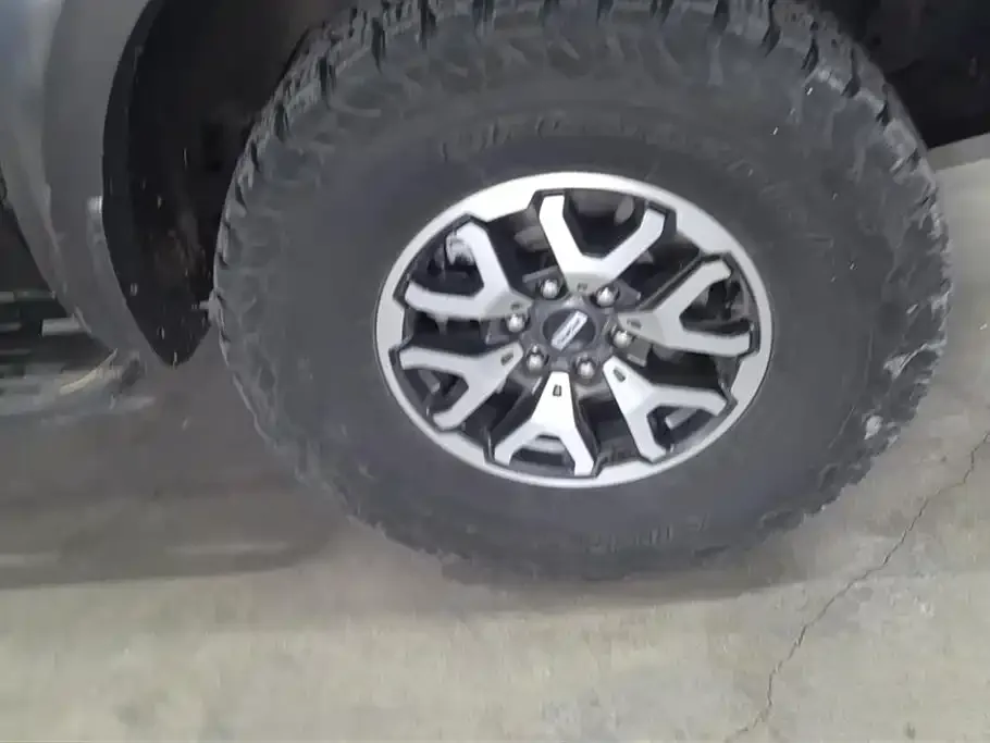 Ford F-150 Raptor 2023 из CN, фото 6