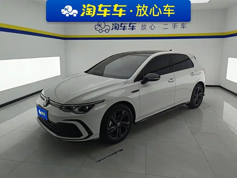 Volkswagen Golf 2023 из CN, фото 1