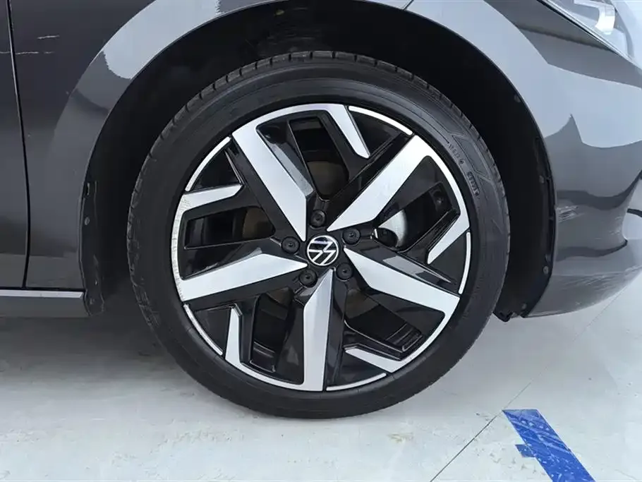 Volkswagen Lamando 2023 из CN, фото 6