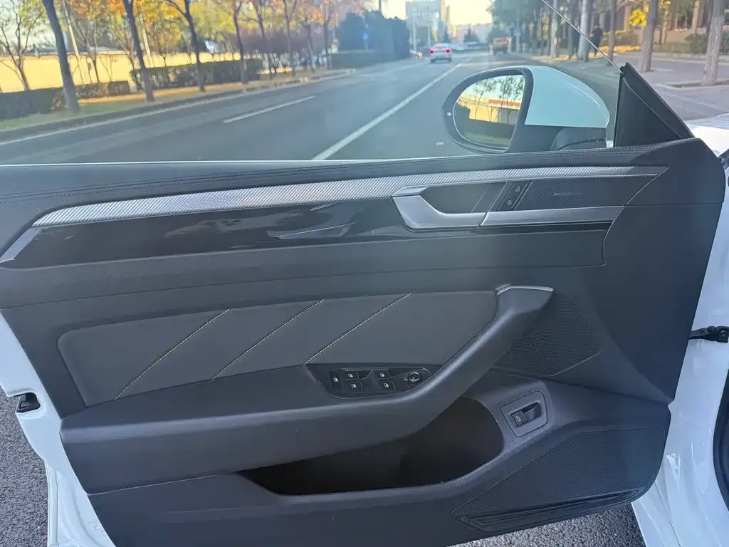 Volkswagen CC 2021 из CN, фото 6