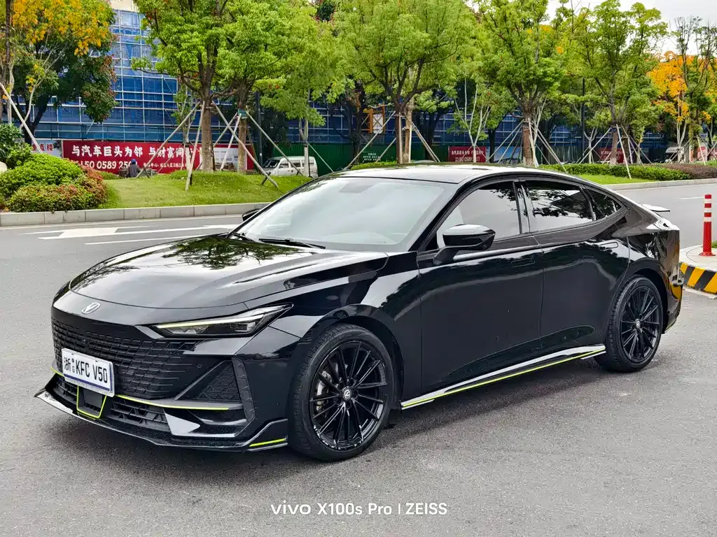 Changan UNI-V 2023 из CN, фото 1