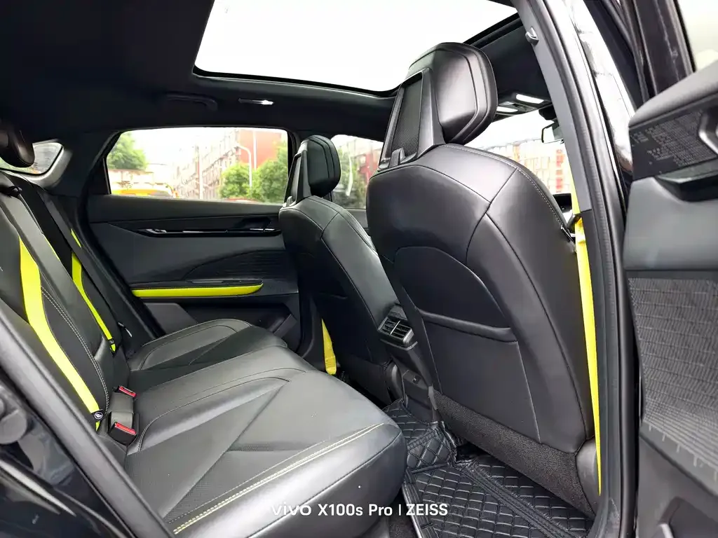 Changan UNI-V 2023 из CN, фото 10