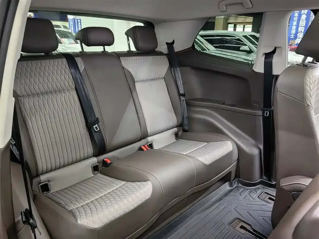 Volkswagen Viloran 2025 из CN, фото 6