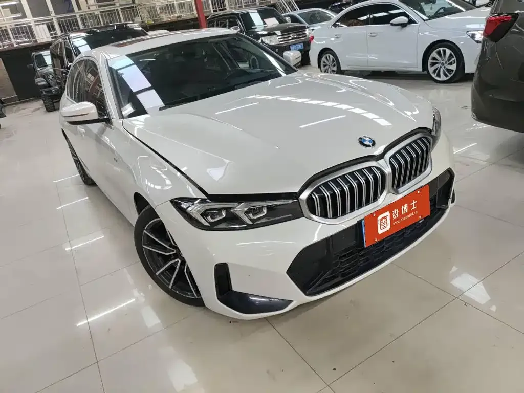 BMW 3 Series 2024 из CN, фото 2