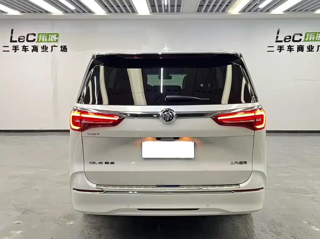 Buick GL8 2021 из CN, фото 5