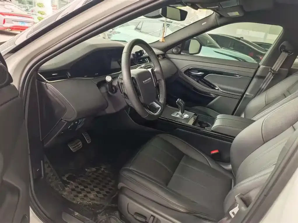 Land Rover Evoque 2021 из CN, фото 4