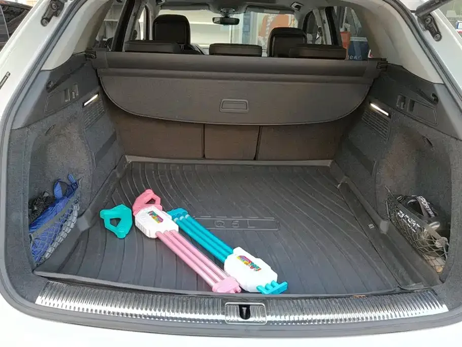 Audi Q5L 2023 из CN, фото 4