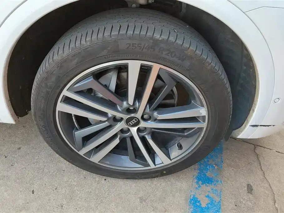 Audi Q5L 2023 из CN, фото 6