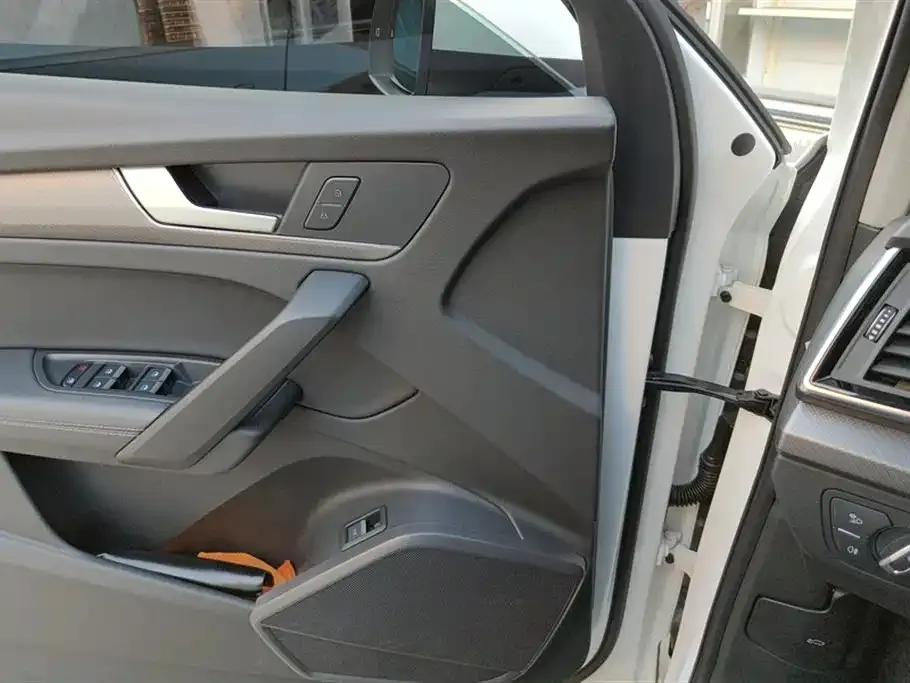 Audi Q5L 2023 из CN, фото 7