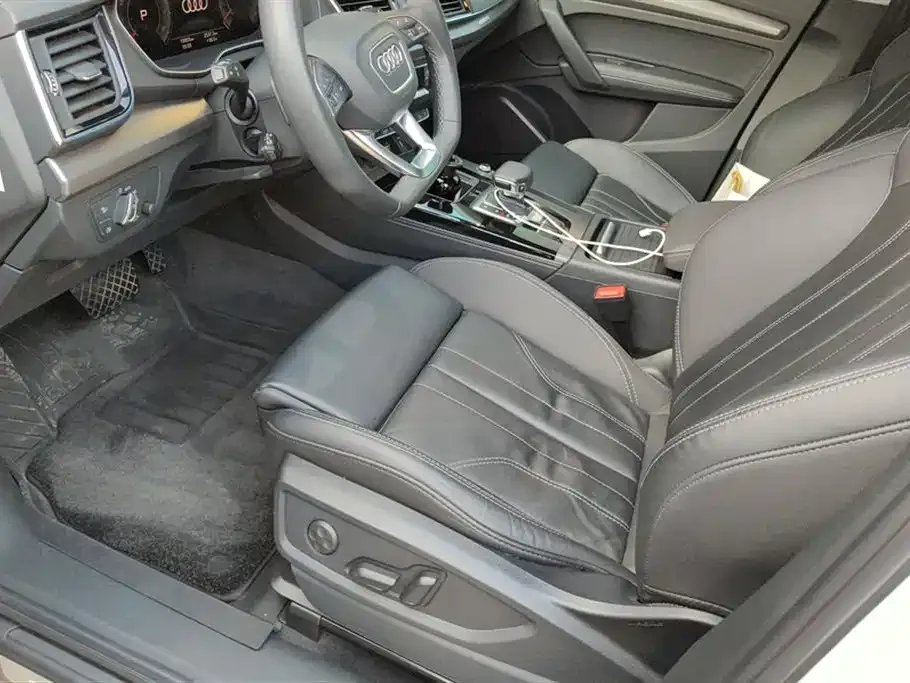 Audi Q5L 2023 из CN, фото 9