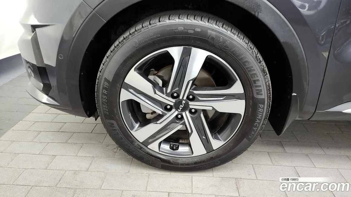 Kia Sorento — фото 5