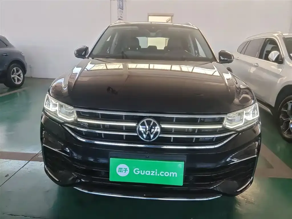 Volkswagen Tiguan L — фото 3