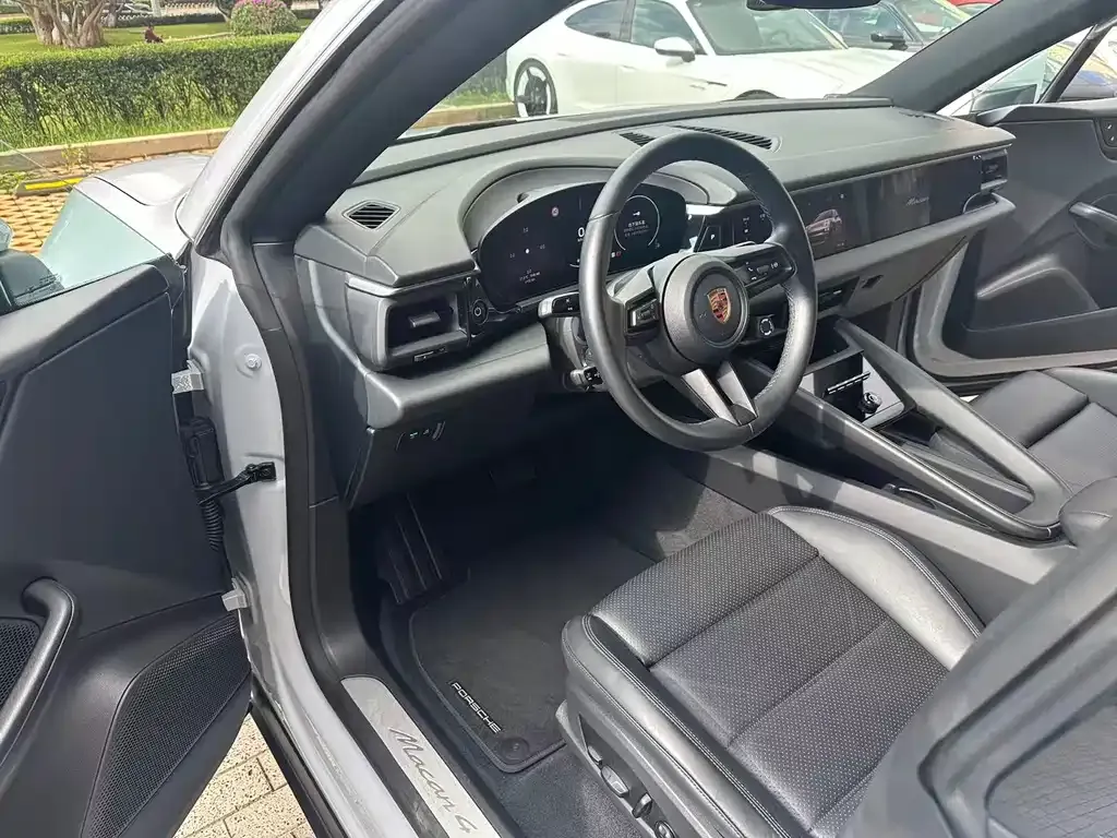 Porsche Macan EV 2024 из CN, фото 5