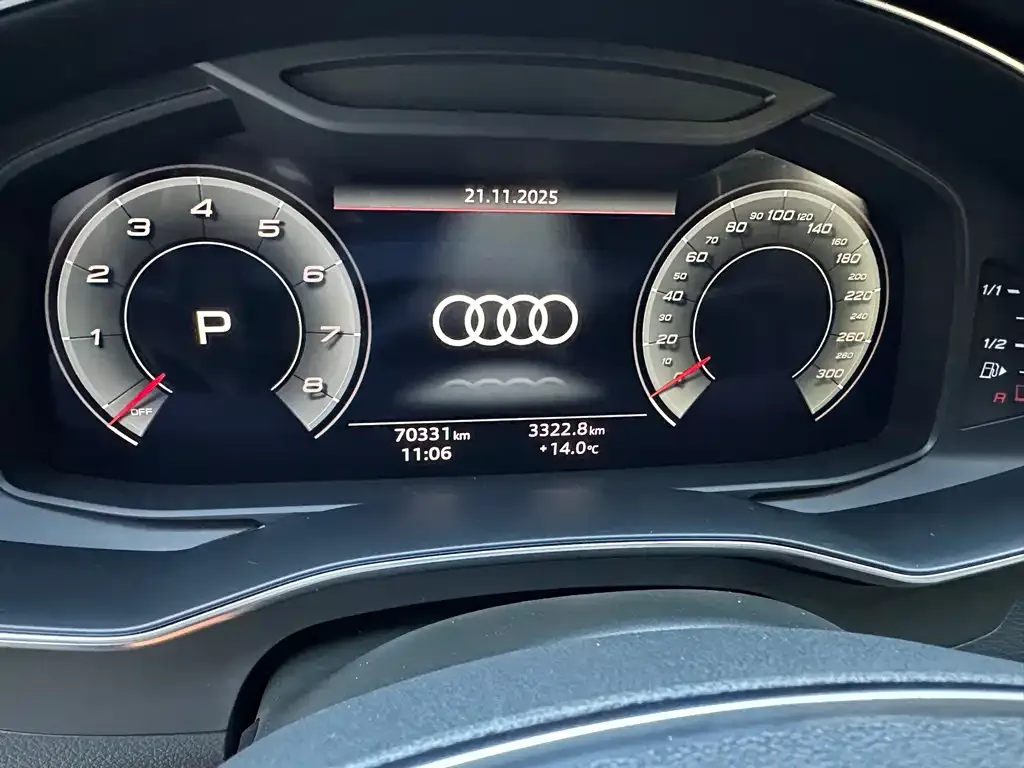 Audi A7 2022 из CN, фото 9