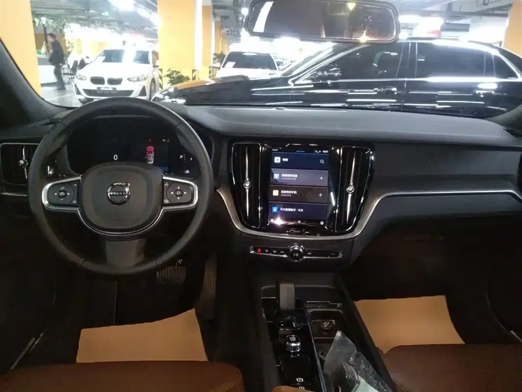 Volvo S60 2025 из CN, фото 10