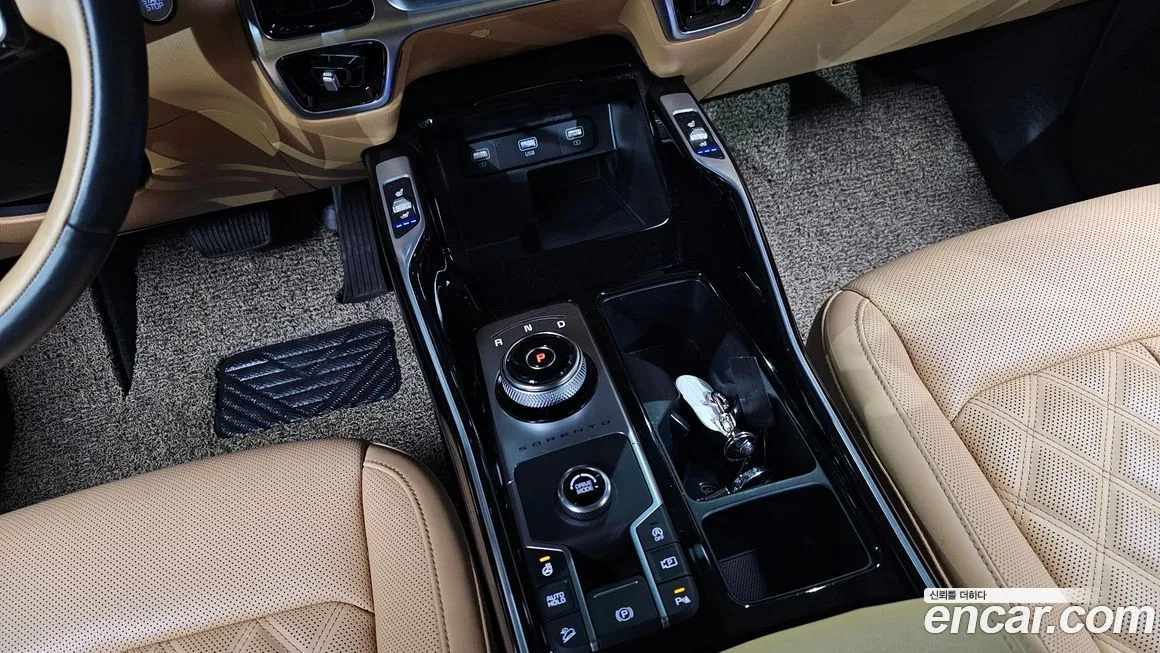 Kia Sorento — фото 9