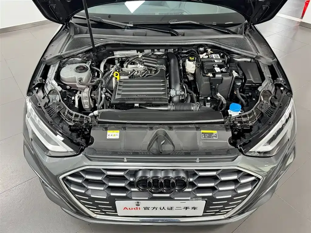 Audi A3 2023 из CN, фото 7