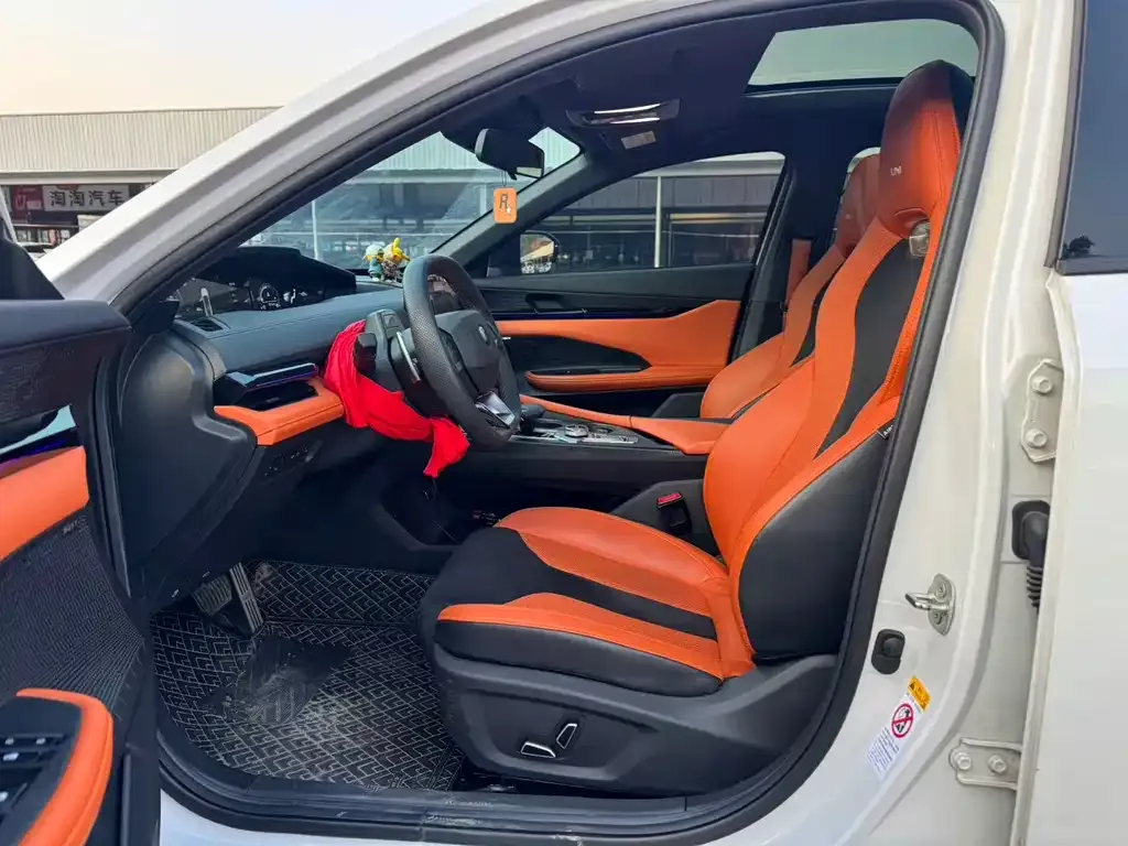 Changan UNI-V 2023 из CN, фото 5