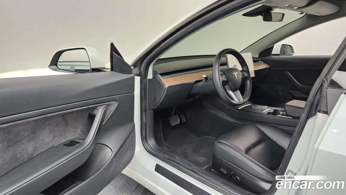 Tesla Model 3 2021 из KR, фото 10