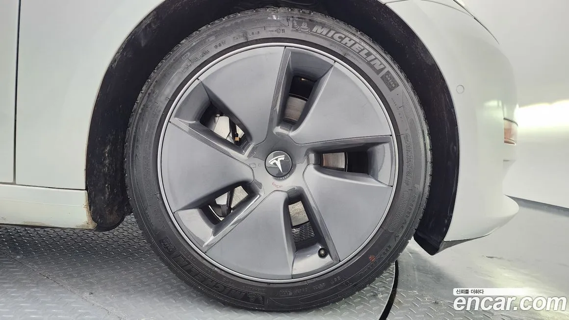 Tesla Model 3 2021 из KR, фото 5