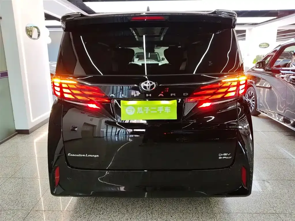 Toyota Alphard 2023 из CN, фото 6