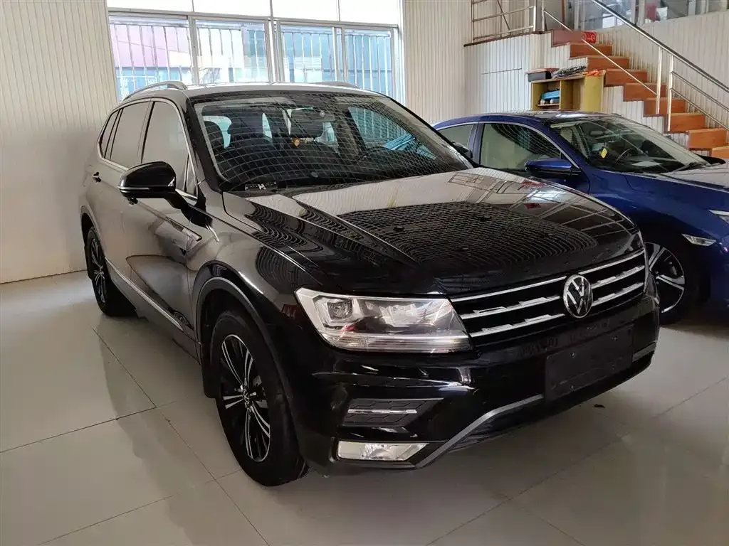 Volkswagen Tiguan L 2021 из CN, фото 4