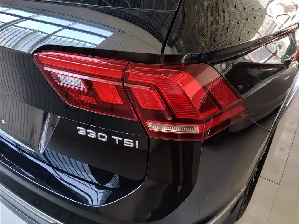 Volkswagen Tiguan L 2021 из CN, фото 8