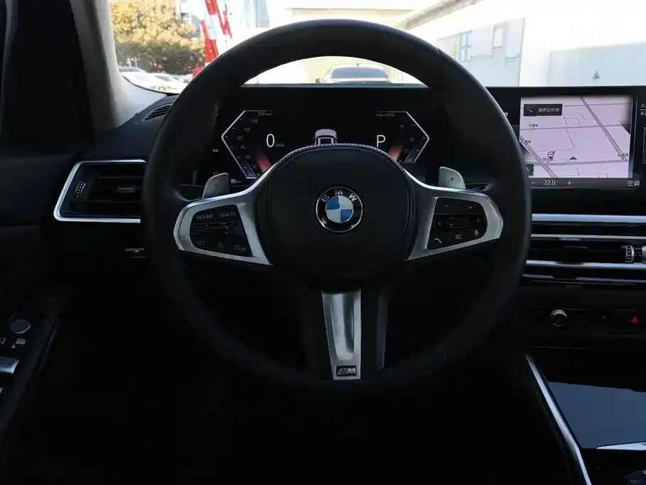 BMW 3 Series 2024 из CN, фото 7