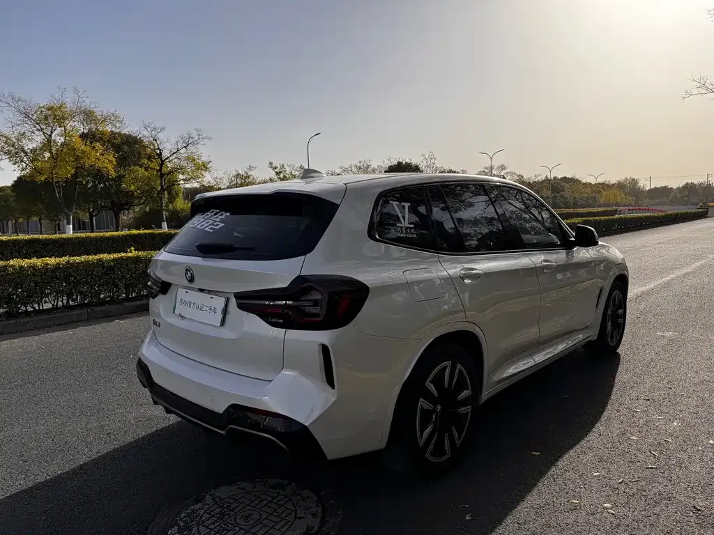 BMW iX3 2024 из CN, фото 9