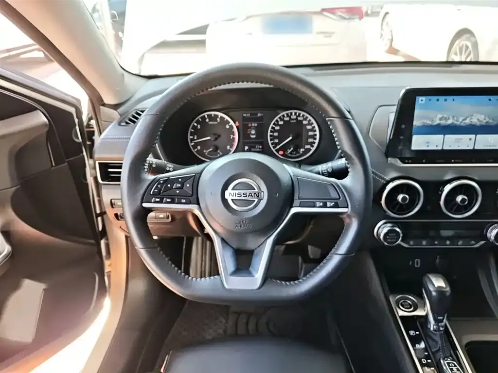 Nissan Sylphy 2022 из CN, фото 3