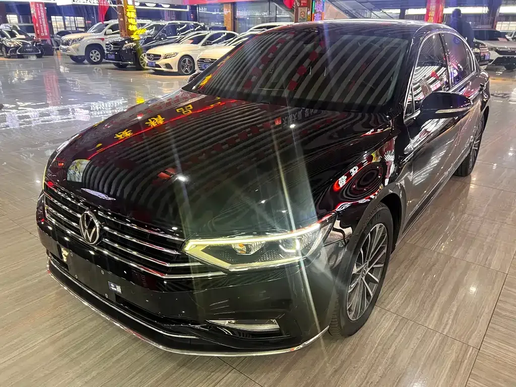 Volkswagen Magotan 2021 из CN, фото 2