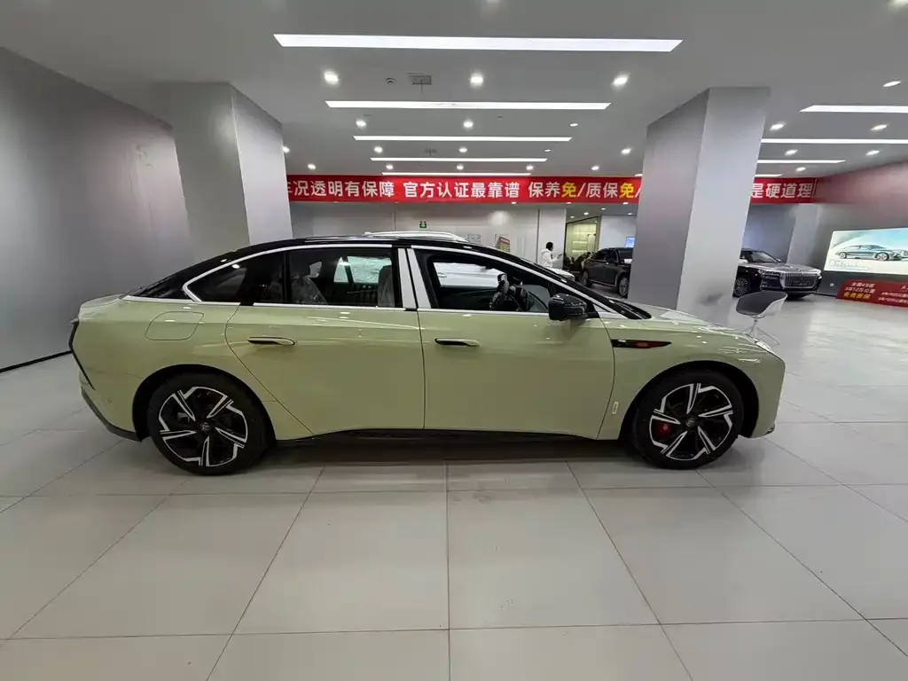 Hongqi EH7 2025 из CN, фото 4