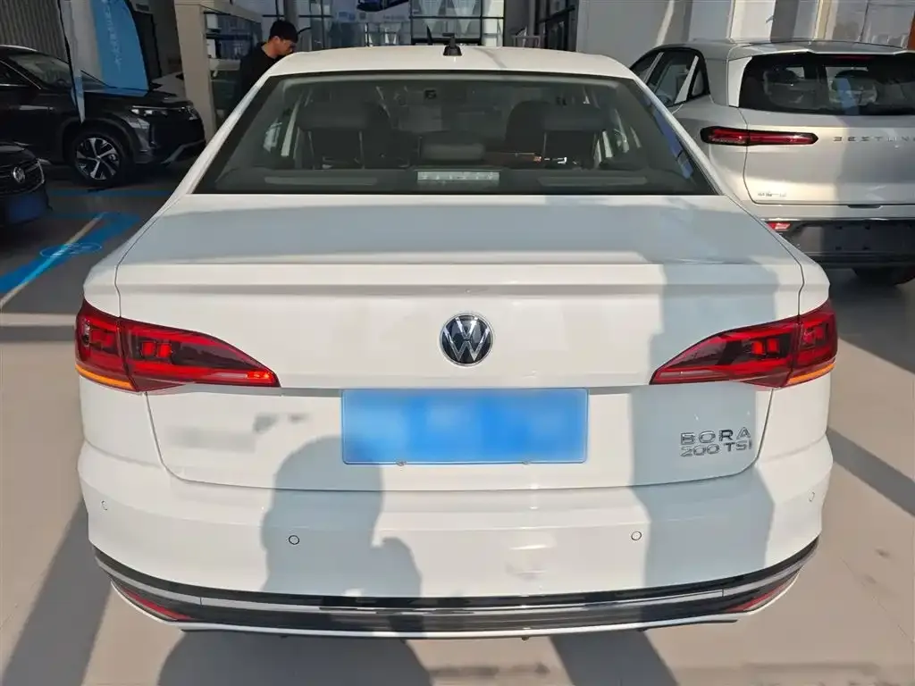 Volkswagen Bora 2024 из CN, фото 6